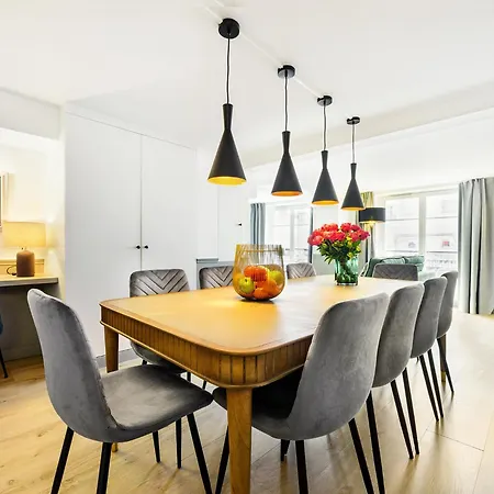 Appartement Livinparis - Luxury 4 Bedrooms Le Louvre I Paris