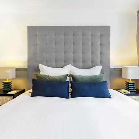 Livinparis - Luxury 4 Bedrooms Le Louvre I