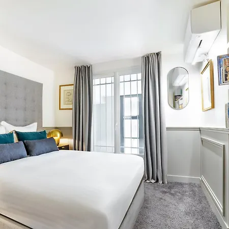 Livinparis - Luxury 4 Bedrooms Le Louvre I * Paris