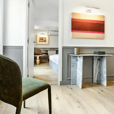 Appartement Livinparis - Luxury 4 Bedrooms Le Louvre I