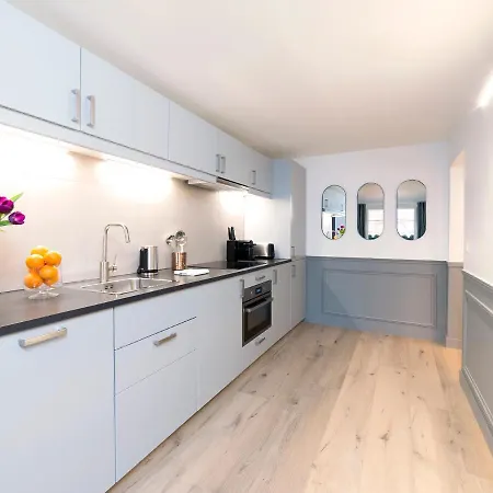 Apartment Livinparis - Luxury 4 Bedrooms Le Louvre I *