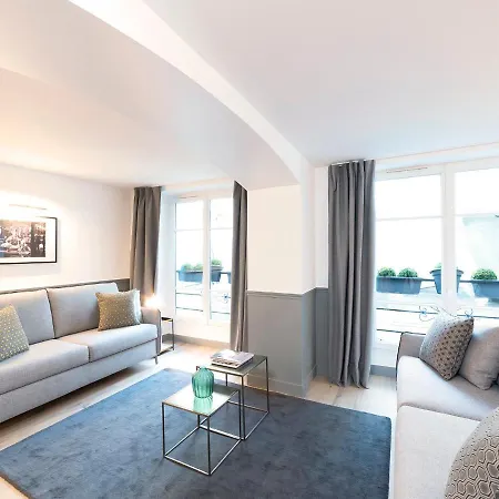 Livinparis - Luxury 4 Bedrooms Le Louvre I * Paris