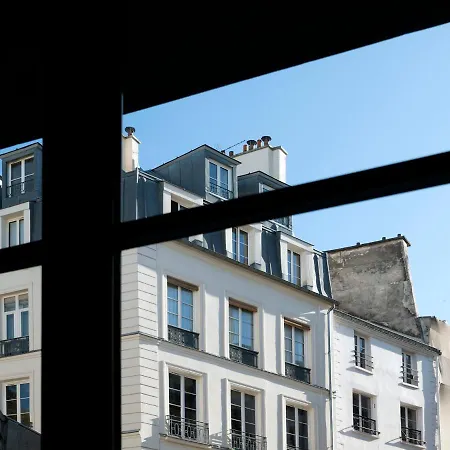 Apartman Livinparis - Luxury 4 Bedrooms Le Louvre I *