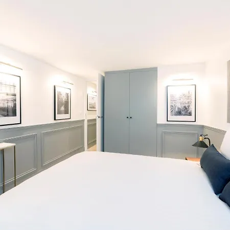 Livinparis - Luxury 4 Bedrooms Le Louvre I *