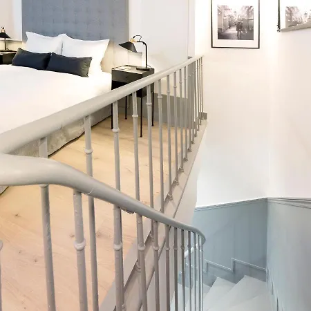 Apartment Livinparis - Luxury 4 Bedrooms Le Louvre I Paris